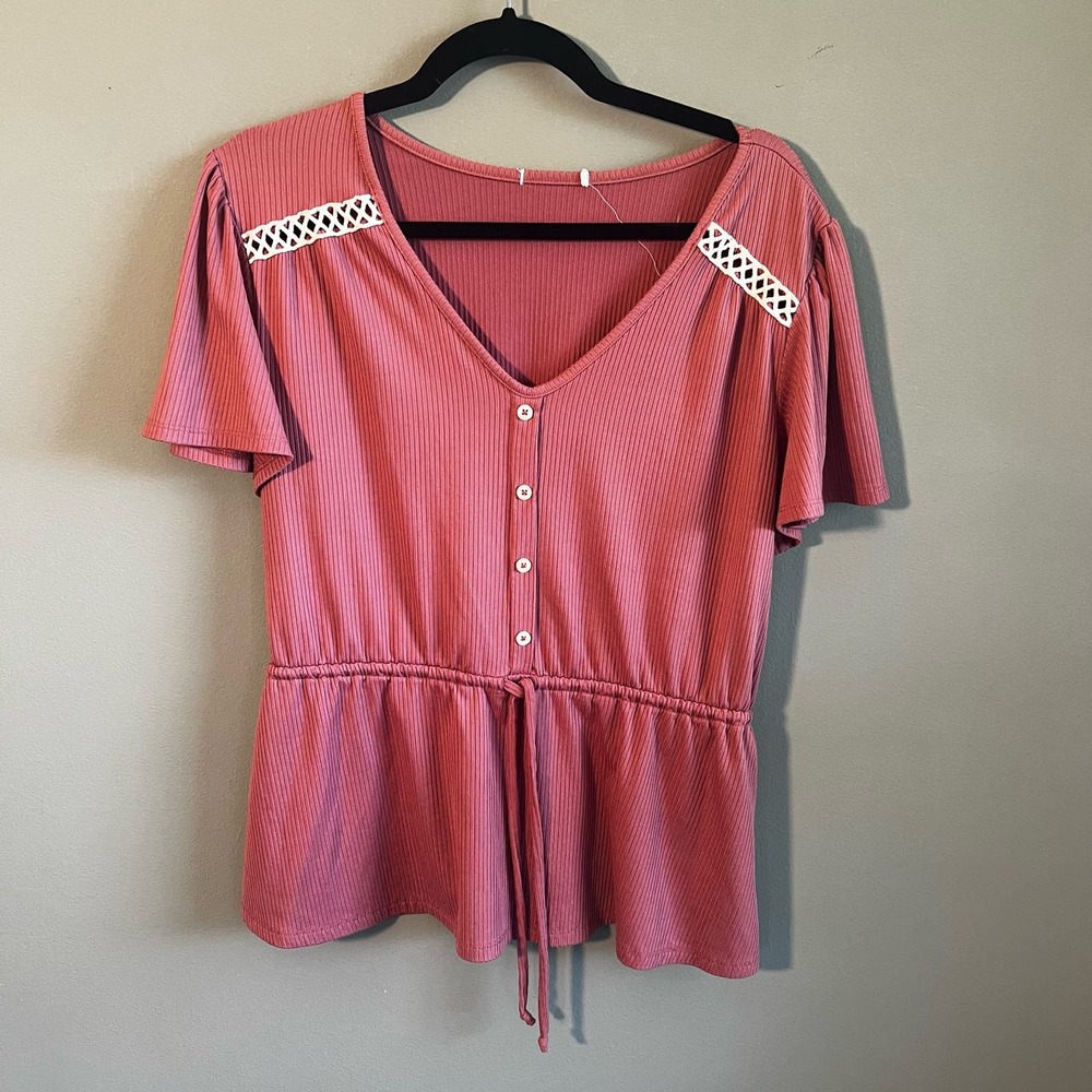 Maurice’s Pink Solid Button Front Peplum Top - Size Large - Picture 5 of 10